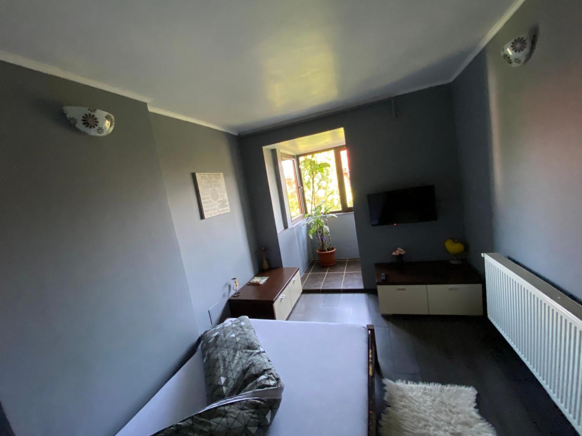 Comfort Home Apartment 2 Petrosani Bagian luar foto